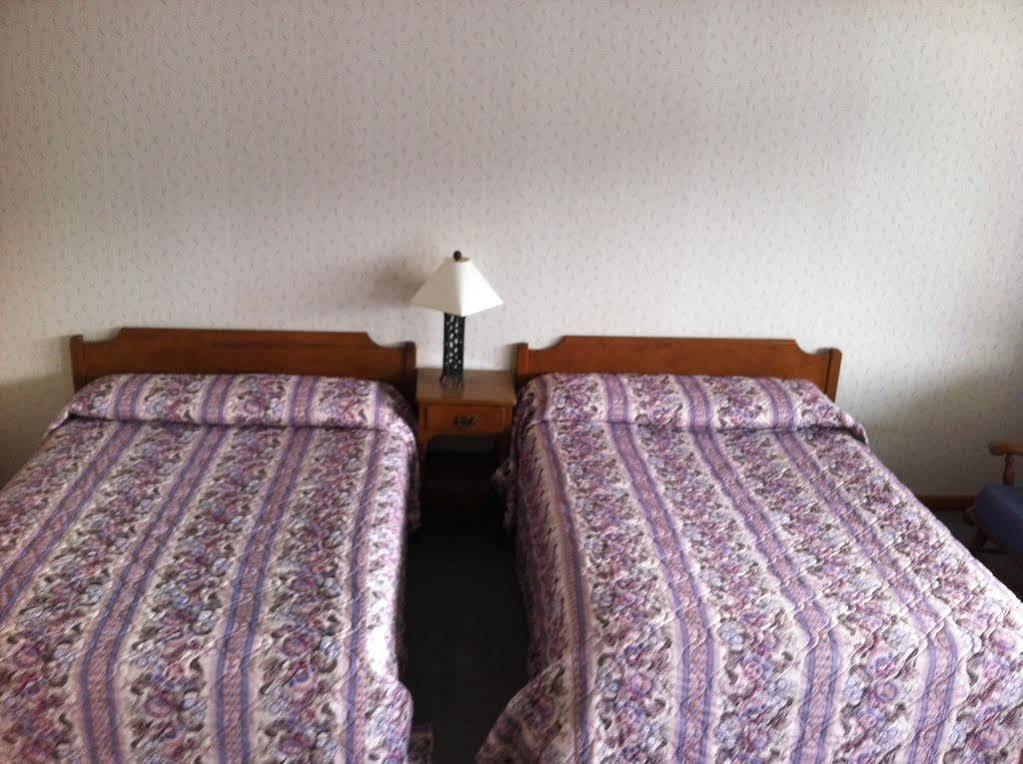 Ladd Brook Inn Pownal Ngoại thất bức ảnh