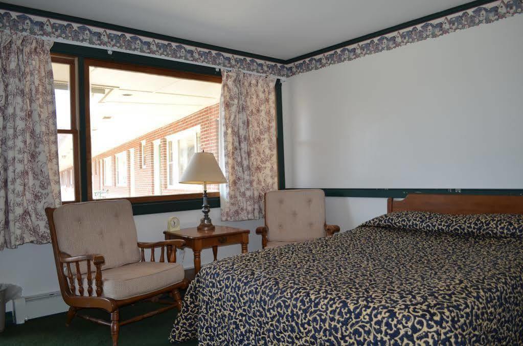 Ladd Brook Inn Pownal Ngoại thất bức ảnh